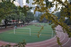 <strong>改�ؓ(f��)中国人��^易近解放军第二步卒学校附</strong>